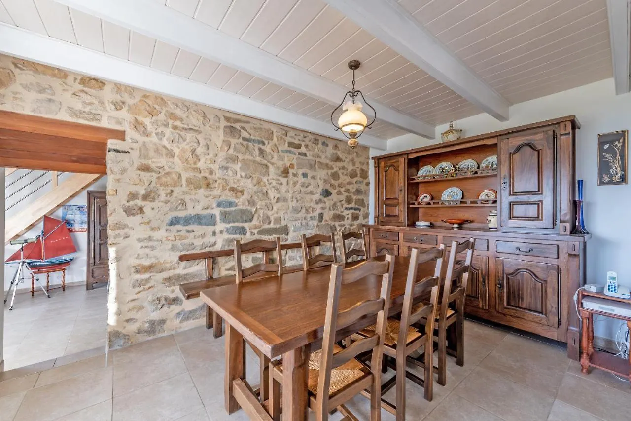 Holiday home Grande Maison Familiale - Vue Mer Hopital-Camfrout