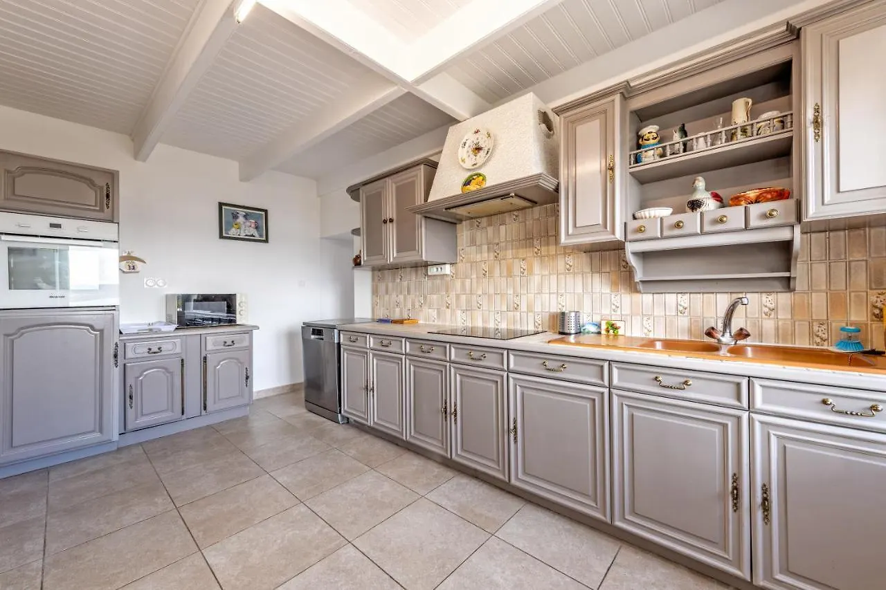 Holiday home Grande Maison Familiale - Vue Mer Hopital-Camfrout France